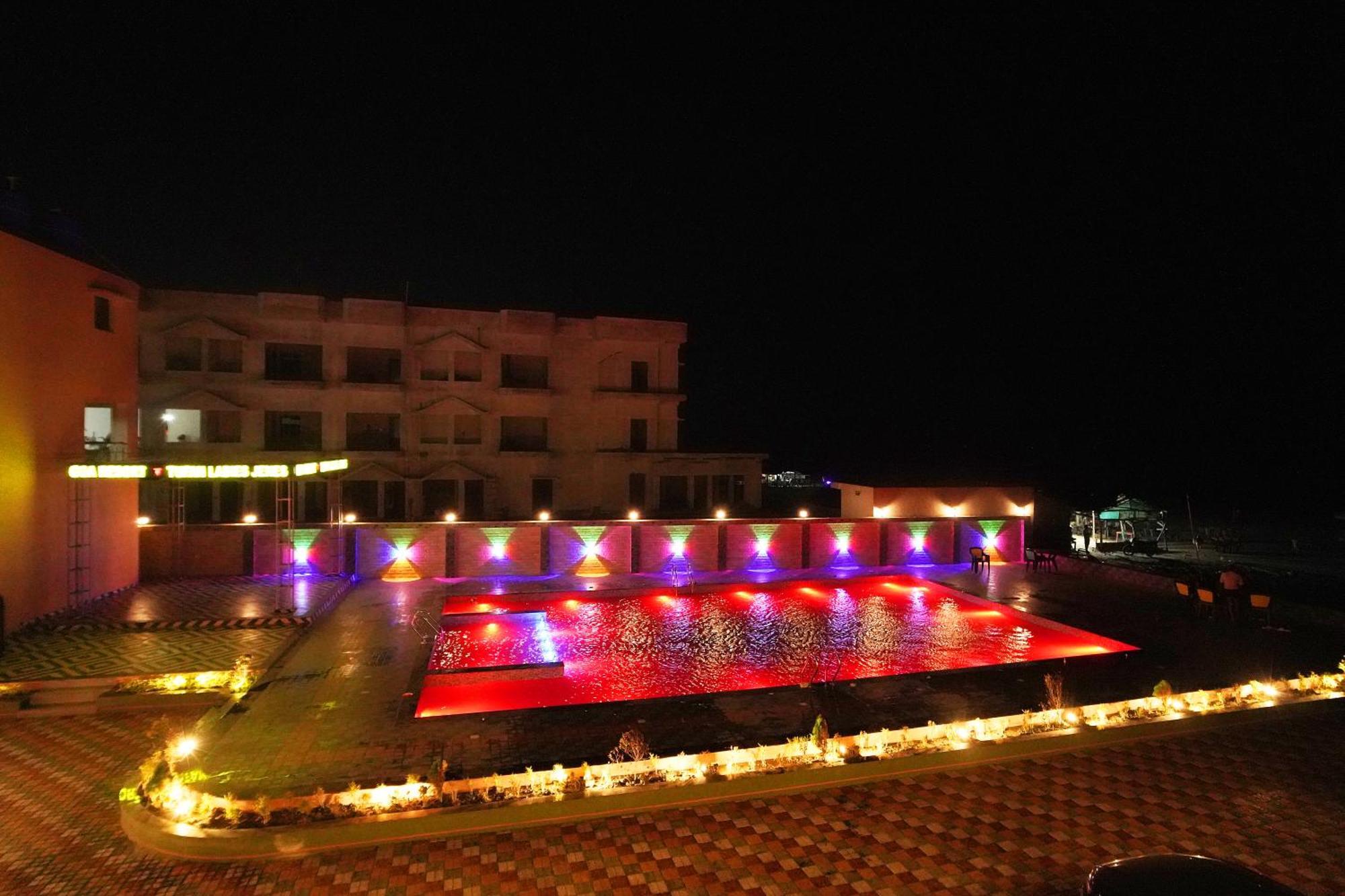 Goa Beach Resort On Beach マンダーマニ エクステリア 写真